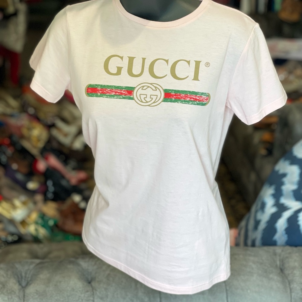 Light Pink Women’s Gucci T-Shirt